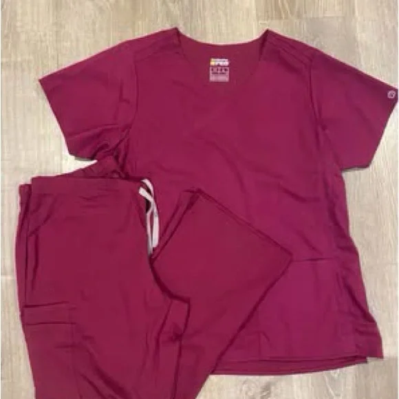 WonderWink Women's Scrub Tops - Pink, Blue, Green, Gray, Burgundy - Picture 4 of 6